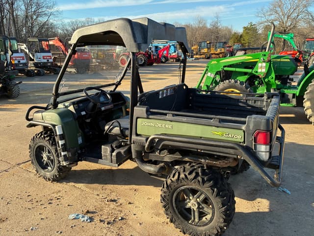 Image of John Deere Gator XUV 825i equipment image 1