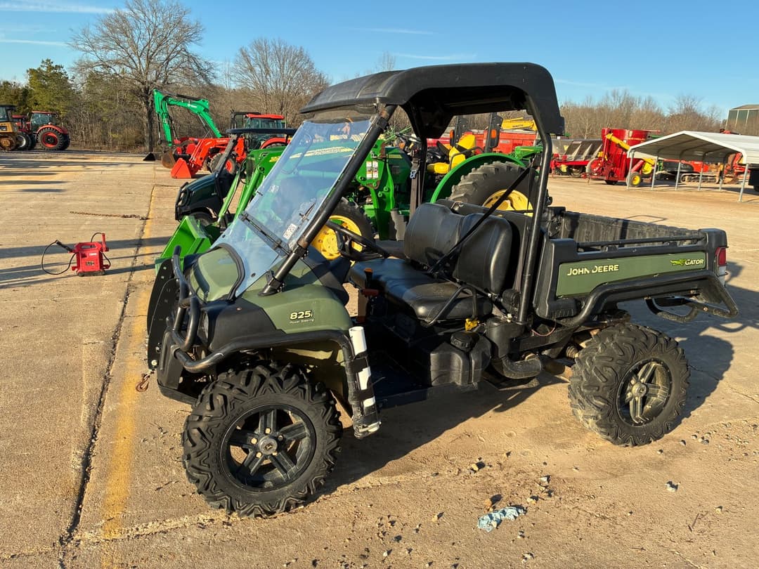 Image of John Deere Gator XUV 825i Primary image