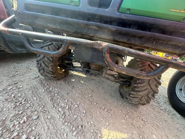 Image of John Deere Gator XUV 825i equipment image 4