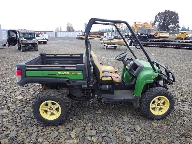 Image of John Deere Gator XUV 825i equipment image 3