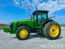2013 John Deere 8260R Image