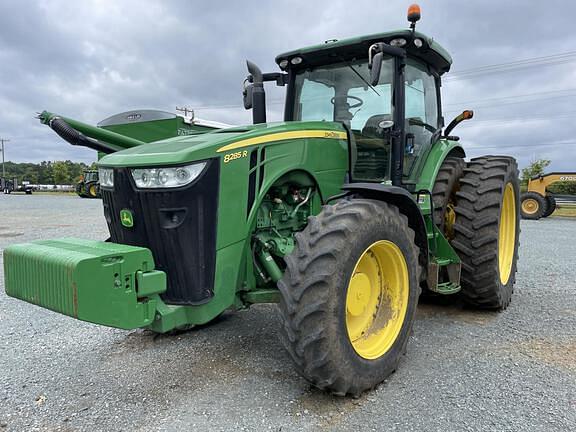 Image of John Deere 8285R equipment image 3