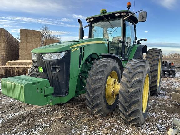 Image of John Deere 8285R equipment image 4