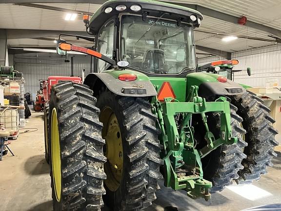 Image of John Deere 8285R equipment image 3