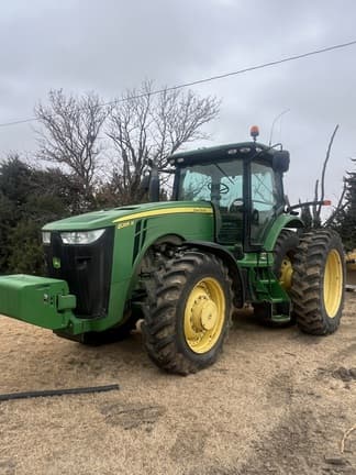 Image of John Deere 8285R Image 0