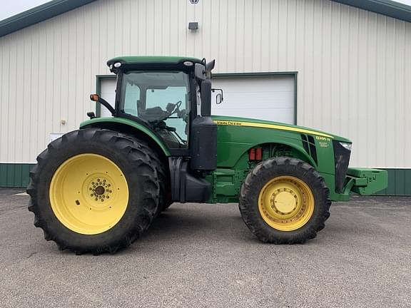 Image of John Deere 8285R Primary image