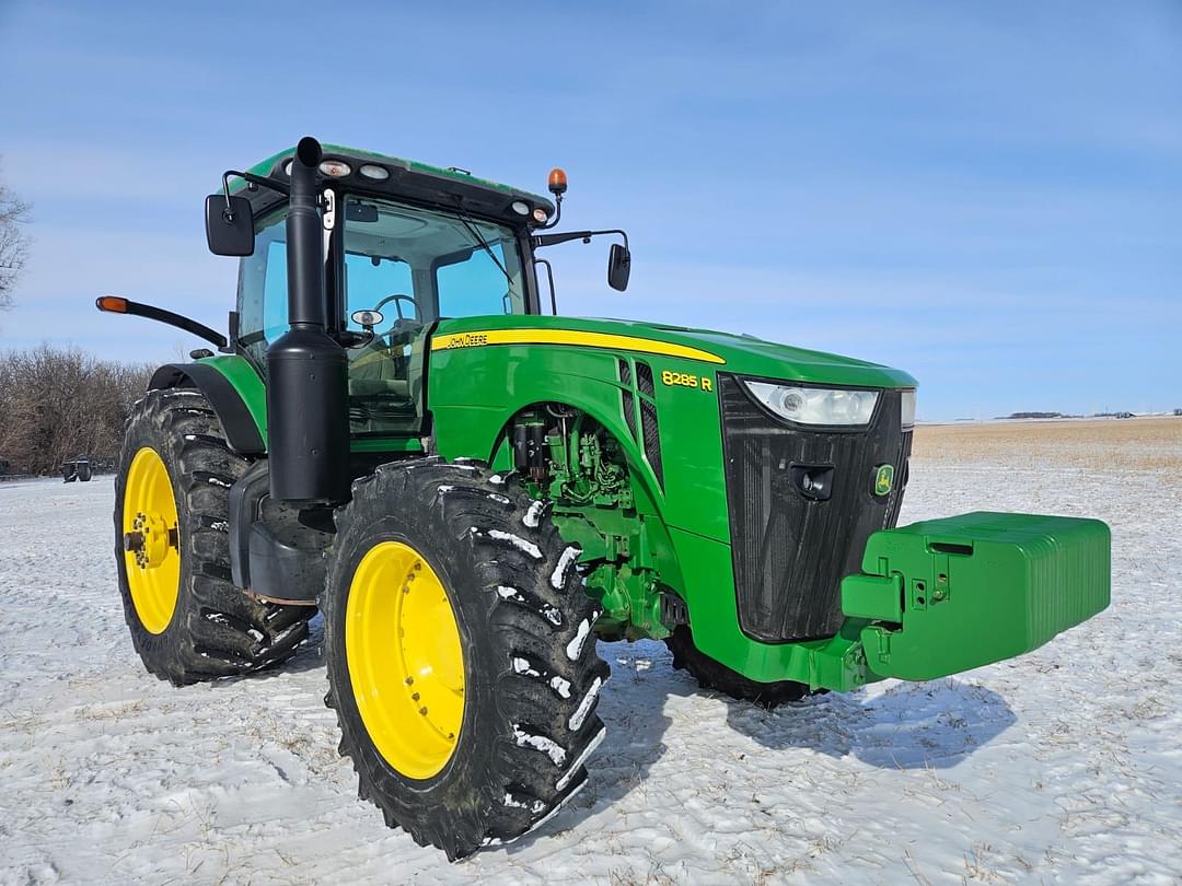 Image of John Deere 8285R Primary image