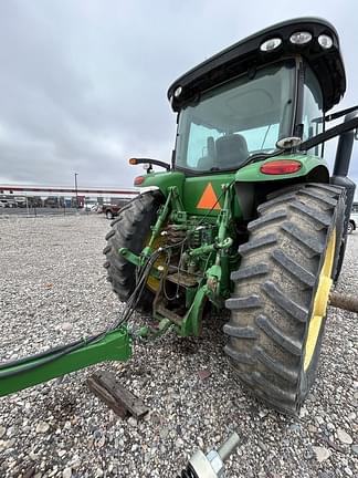 Image of John Deere 8285R equipment image 3