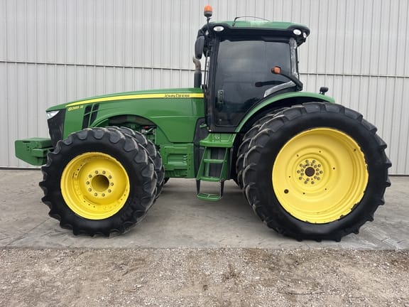 2013 John Deere 8285R Equipment Image0