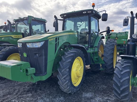 Image of John Deere 8285R Primary image