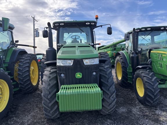 Image of John Deere 8285R equipment image 3