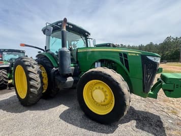 Main image John Deere 8285R