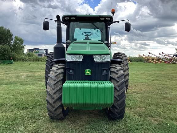 Image of John Deere 8285R equipment image 1