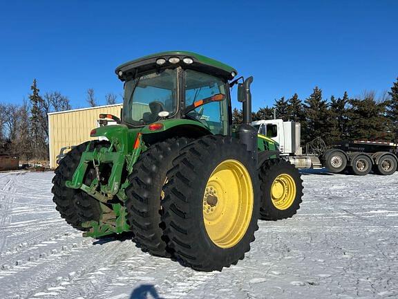 Image of John Deere 8285R equipment image 4