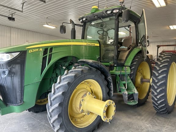 Image of John Deere 8285R Primary image