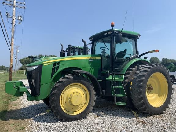 Image of John Deere 8285R Primary image