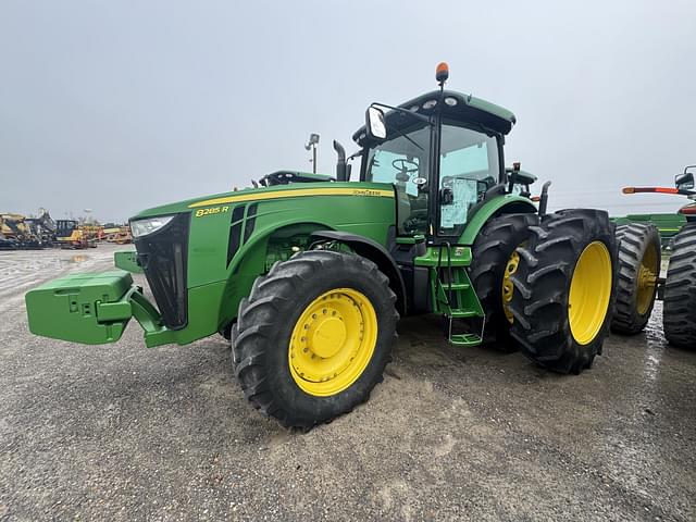 Image of John Deere 8285R equipment image 3