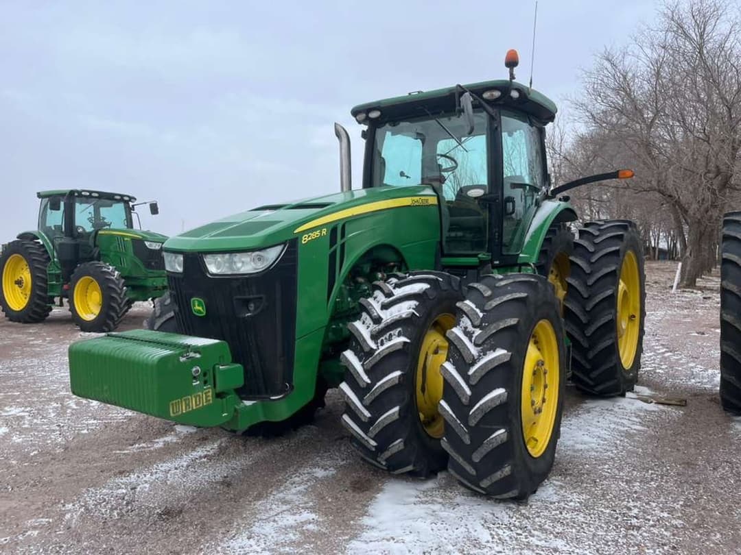 Image of John Deere 8285R Primary image