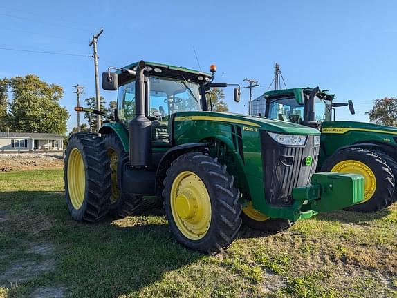 Image of John Deere 8285R equipment image 1