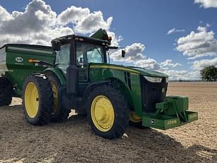 Main image John Deere 8285R 1