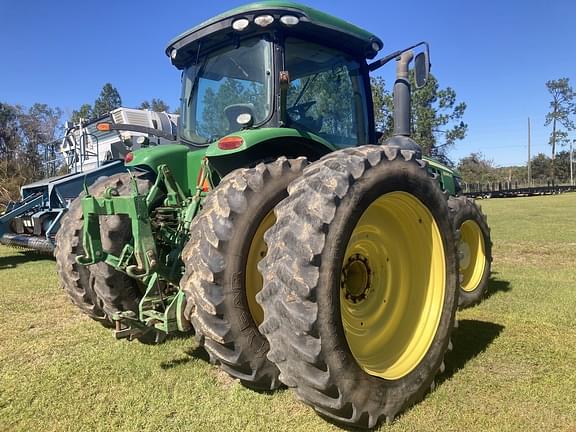 Image of John Deere 8285R equipment image 3