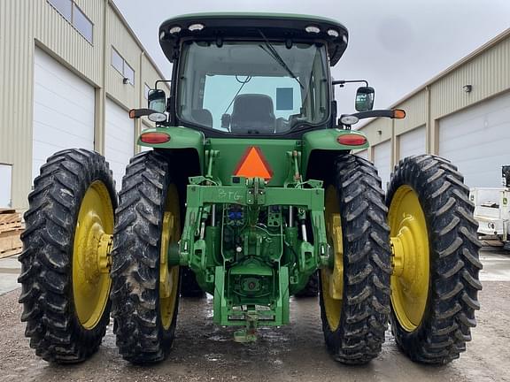 Image of John Deere 8285R equipment image 3