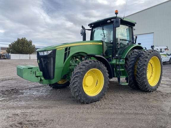 2013 John Deere 8285R Equipment Image0