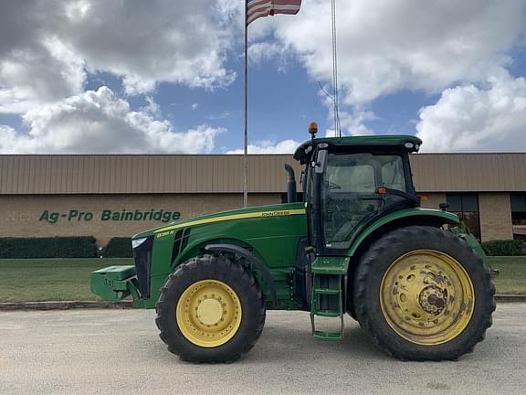 Image of John Deere 8285R equipment image 2