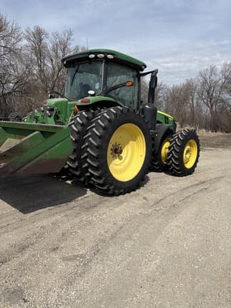 Image of John Deere 8285R equipment image 4
