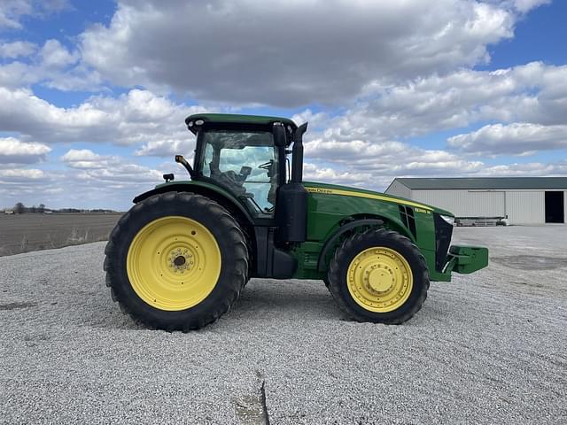 Image of John Deere 8285R equipment image 3