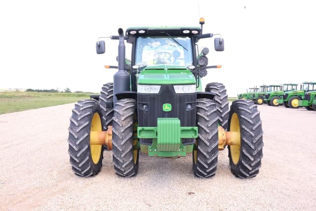 Image of John Deere 8285R equipment image 4