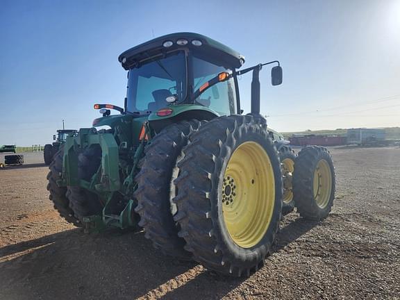 Image of John Deere 8285R equipment image 4