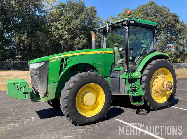 Image of John Deere 8285R equipment image 2