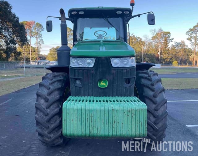 Image of John Deere 8285R equipment image 1