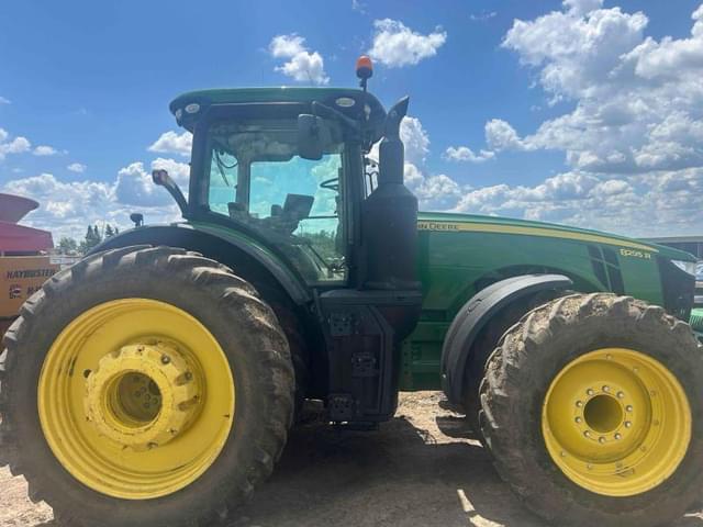 Image of John Deere 8295R equipment image 4