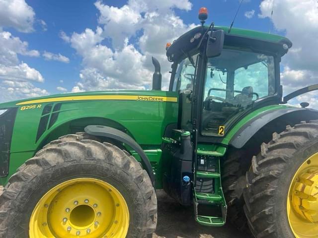 Image of John Deere 8295R equipment image 1
