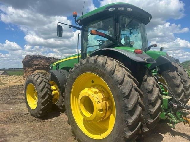 Image of John Deere 8295R equipment image 2