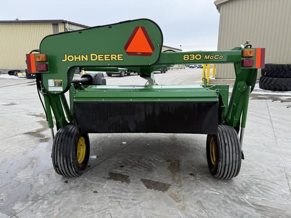 Image of John Deere 830 equipment image 3