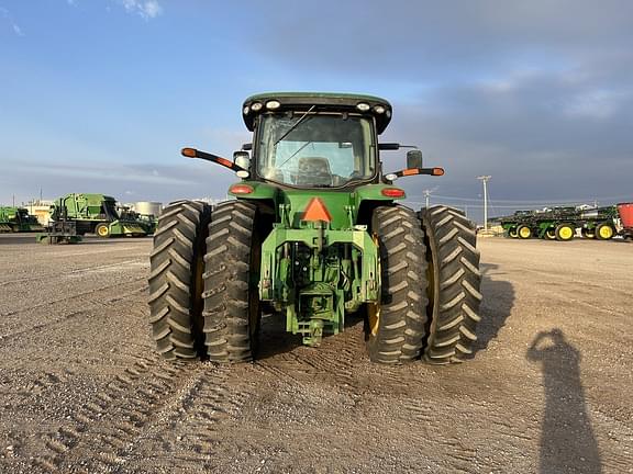 Image of John Deere 8310R equipment image 3