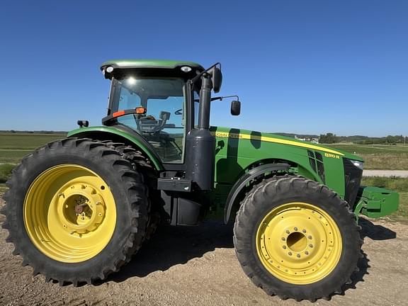 Image of John Deere 8310R equipment image 3