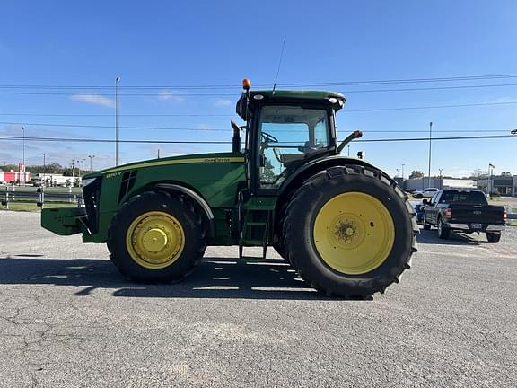 Image of John Deere 8310R equipment image 2