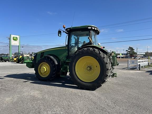 Image of John Deere 8310R equipment image 3