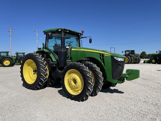 Image of John Deere 8310R equipment image 4