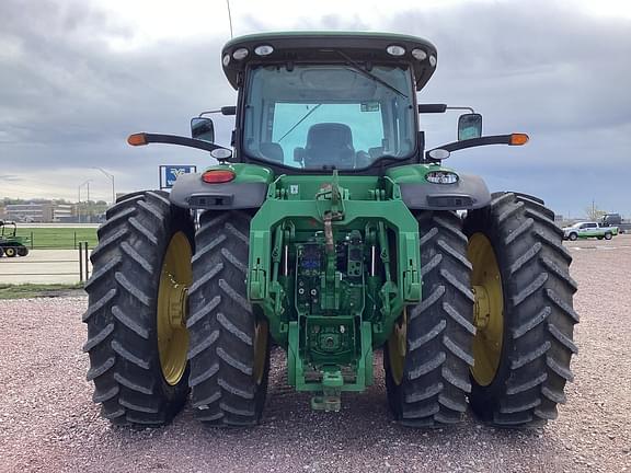 Image of John Deere 8310R equipment image 4