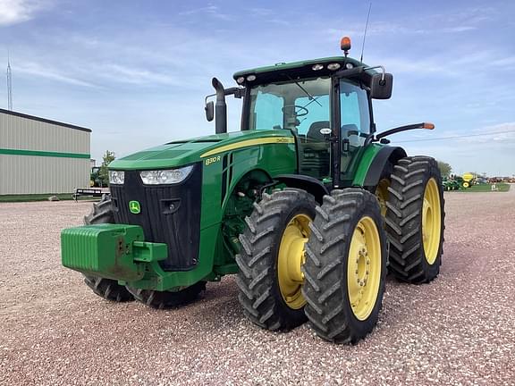 Image of John Deere 8310R equipment image 2