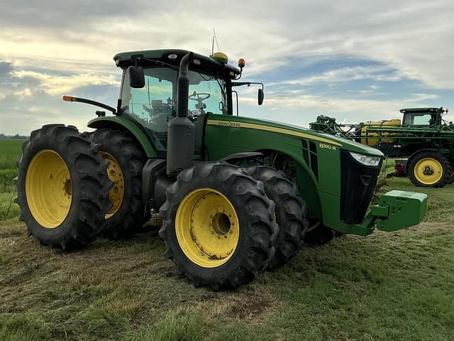 Image of John Deere 8310R equipment image 1