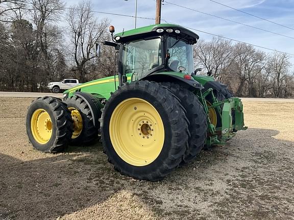 Image of John Deere 8310R equipment image 2