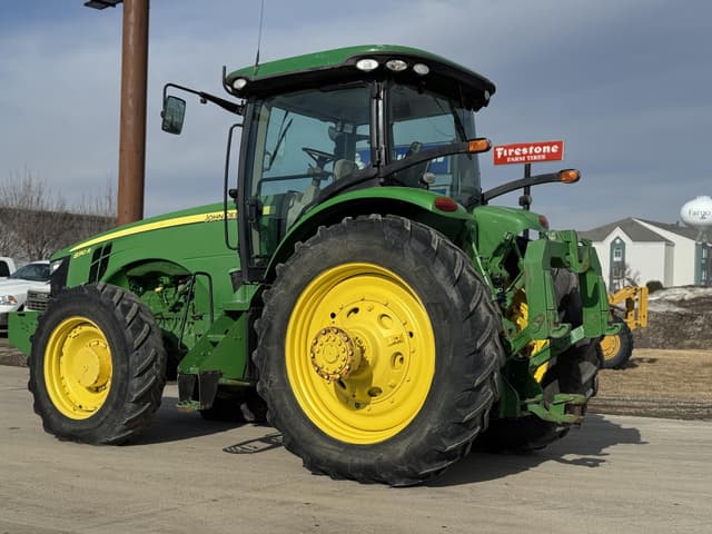 Image of John Deere 8310R equipment image 3