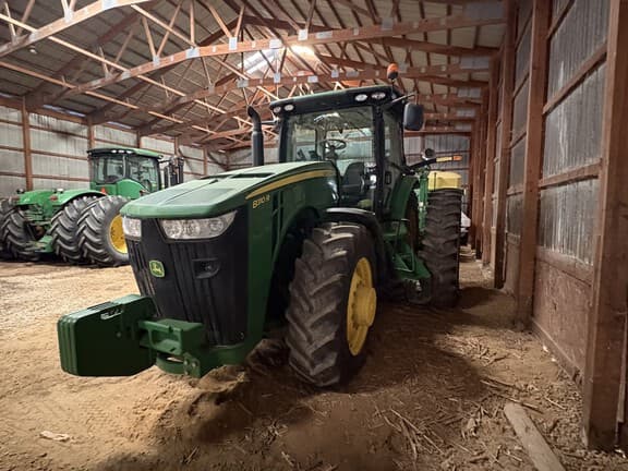 Image of John Deere 8310R equipment image 1