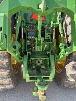 Image of John Deere 8310R equipment image 1